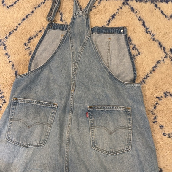 Levi's Vintage Distressed Overalls (bright light) - Picture 6 of 7